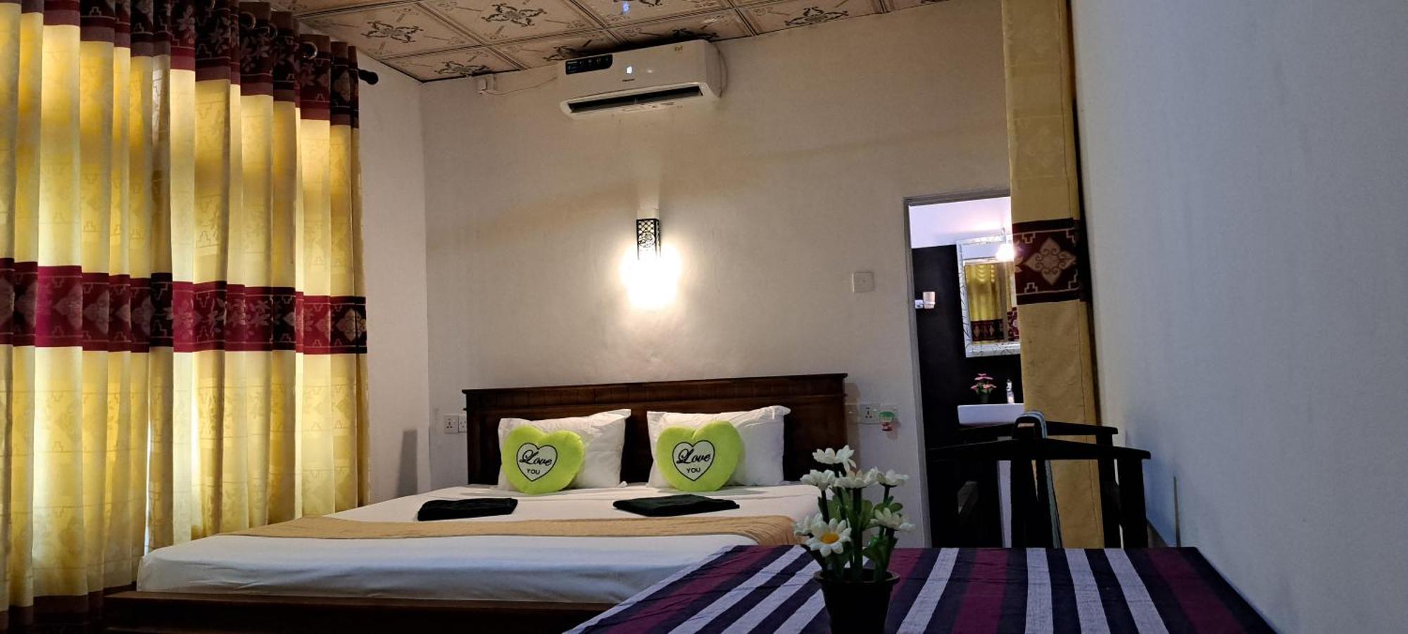 Kavidi Villa Home Stay Tangalle Phòng bức ảnh