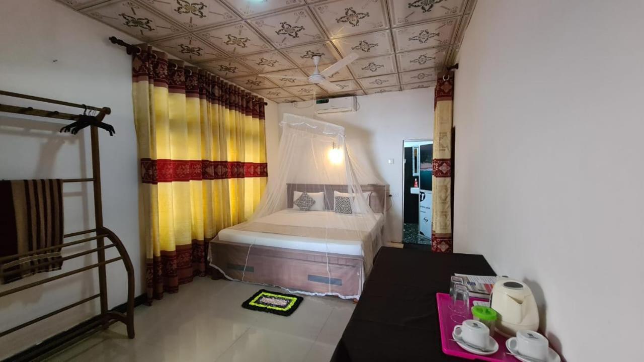 Kavidi Villa Home Stay Tangalle Phòng bức ảnh